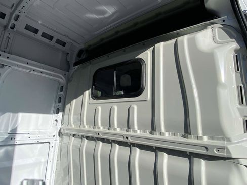 Used 2025 RAM ProMaster 2500 image 21