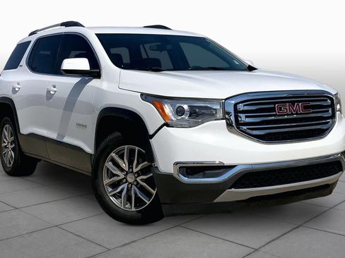 Used 2019 GMC Acadia SLE w/ Driver Alert Package I FWD image 3