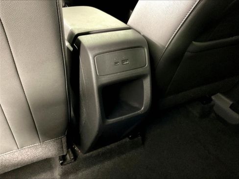 Used 2024 Chevrolet Trax RS FWD image 11