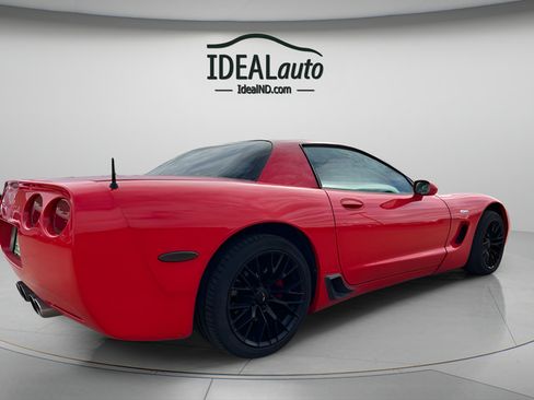 Used 2002 Chevrolet Corvette Z06 w/ Memory Pkg RWD image 3