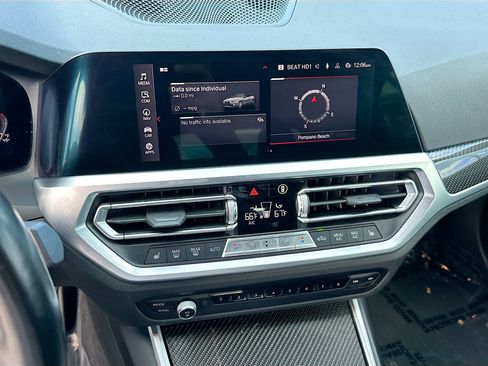 Used 2022 BMW M4 xDrive Competition w/ Executive Package image 14