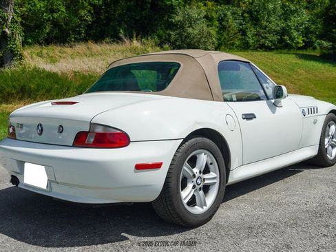 Used 2000 BMW Z3 2.5i image 17