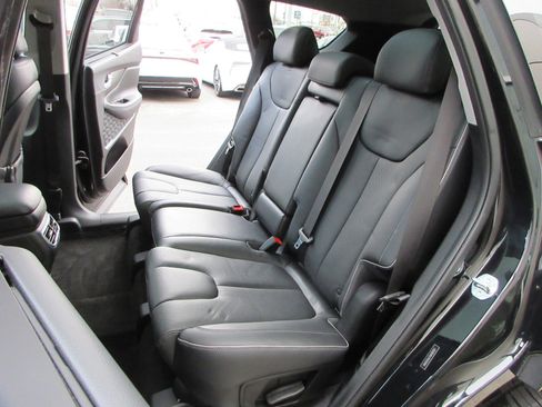 Used 2021 Hyundai Santa Fe Limited image 24