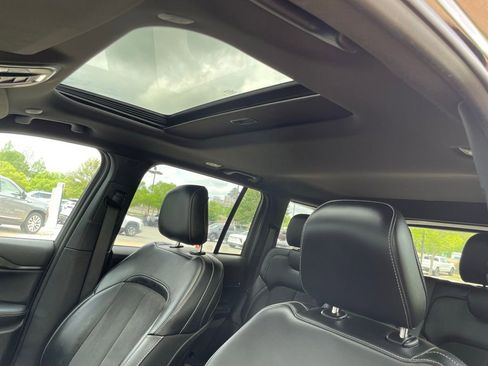 Used 2025 Jeep Grand Cherokee Altitude RWD image 26