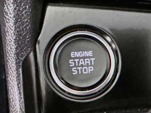 Used 2023 Kia Sportage EX image 21