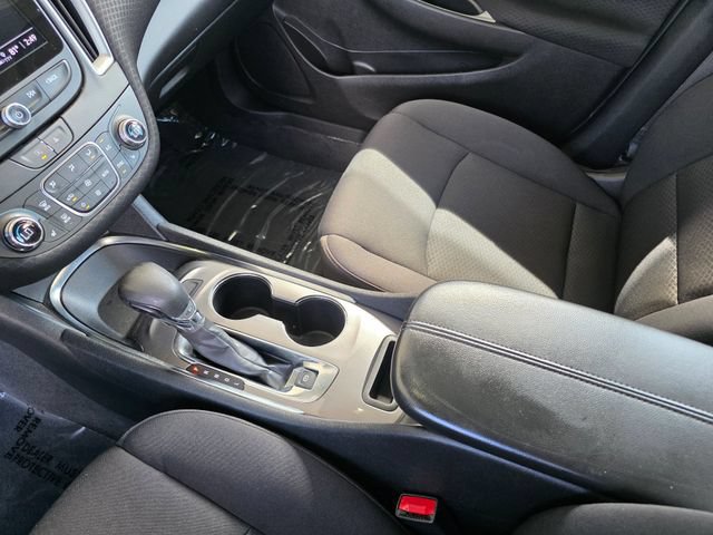 Used 2023 Chevrolet Malibu LT FWD image 29