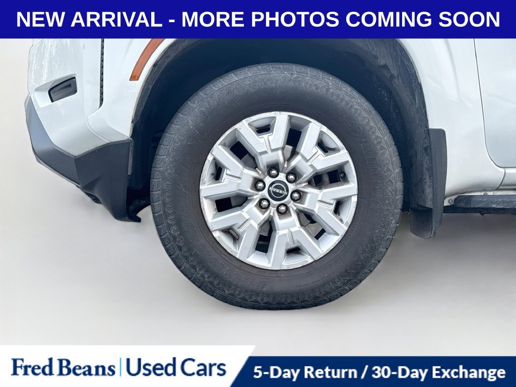 Used 2022 Nissan Frontier SV AWD/4WD image 11