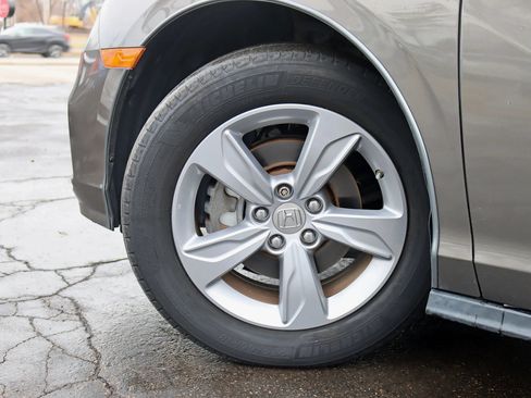 Used 2018 Honda Odyssey EX-L image 15