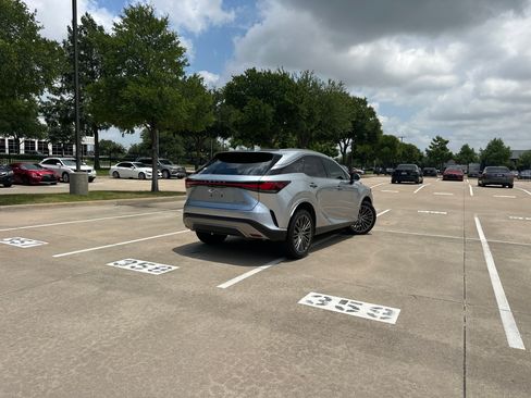 Used 2023 Lexus RX 350 FWD w/ Cold Area Package image 2