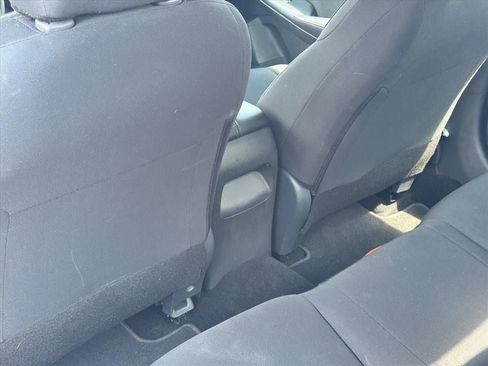 Used 2024 Nissan Sentra S FWD image 19
