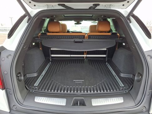 Used 2023 Cadillac XT5 Premium Luxury image 31