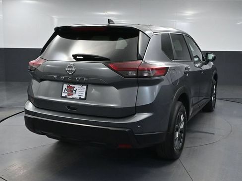 Used 2024 Nissan Rogue S FWD image 6