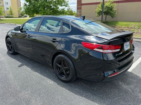 Used 2017 Kia Optima LX FWD image 7