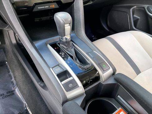 Used 2018 Honda Civic EX image 38
