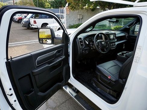 New 2024 RAM 2500 Tradesman w/ Chrome Appearance Group image 42