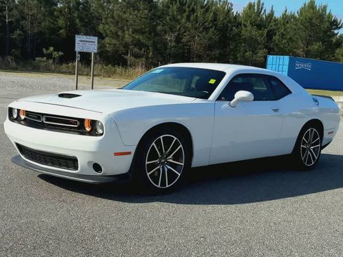 Used 2023 Dodge Challenger R/T RWD image 4