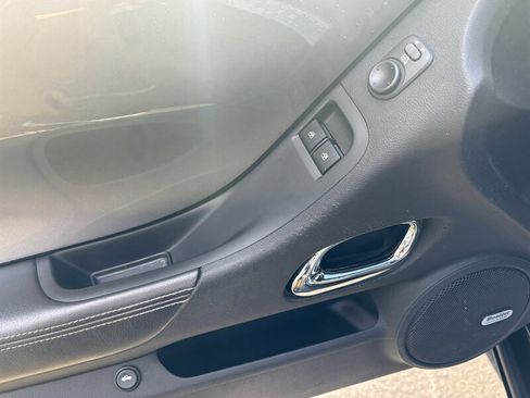 Used 2011 Chevrolet Camaro LT image 19