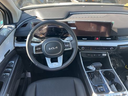 New 2026 Kia Carnival SX image 10