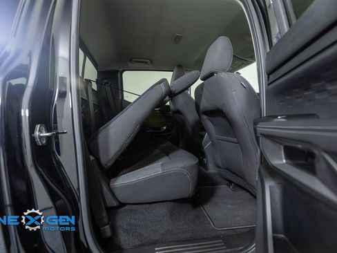 Used 2024 Ford Ranger XLT w/ FX4 Off-Road Package image 35