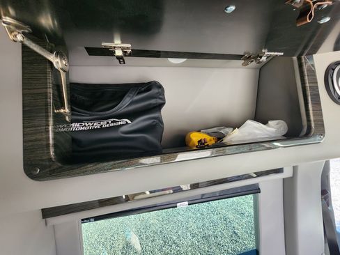 Used 2020 Mercedes-Benz Sprinter 3500 image 24