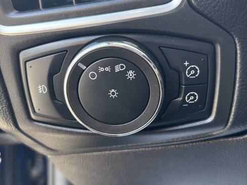 Used 2012 Ford Focus Titanium FWD image 27