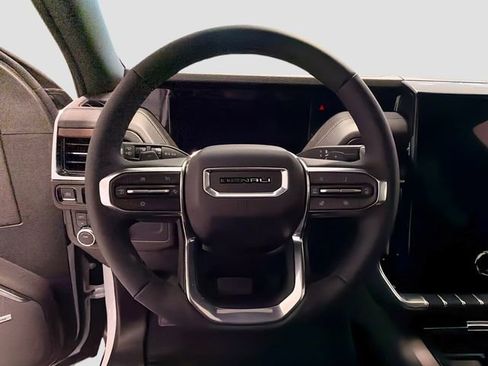 New 2026 GMC Yukon XL Denali w/ Sun & Power Step Package image 10