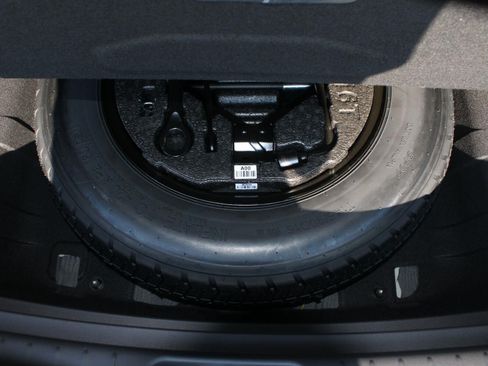 New 2027 Kia Seltos LX AWD/4WD image 8