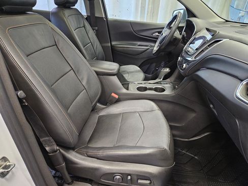 Used 2021 Chevrolet Equinox Premier AWD/4WD image 32