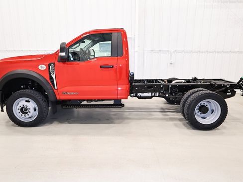 New 2026 Ford F550 4x4 Regular Cab Super Duty image 5