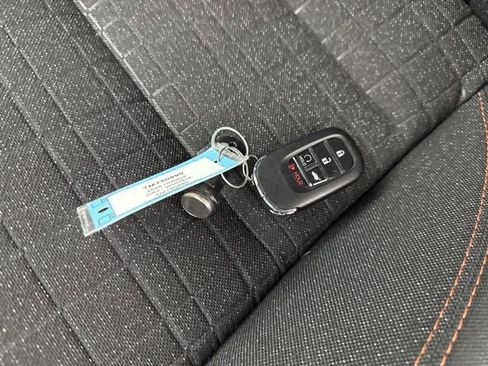 Certified 2026 Honda HR-V Sport image 35