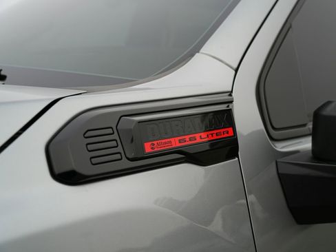 Used 2024 GMC Sierra 2500 AT4 w/ AT4 Premium Plus Package image 2