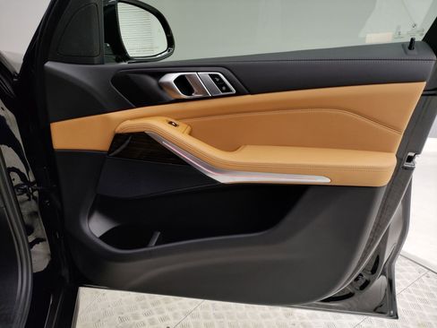 Certified 2023 BMW X5 sDrive40i w/ Parking Assistance Package image 33