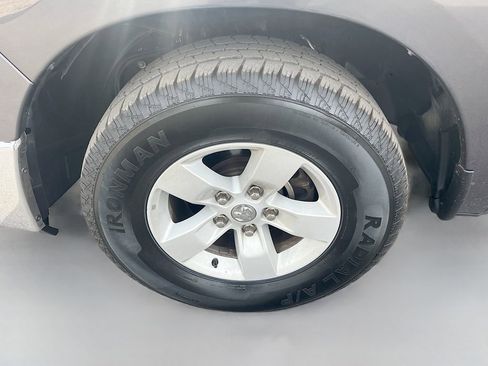 Used 2022 RAM 1500 Classic SLT RWD image 29