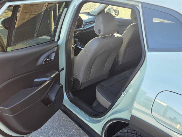 Used 2026 Chevrolet Trax ACTIV w/ Driver Confidence Package FWD image 15