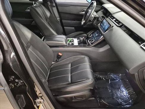 Used 2019 Land Rover Range Rover Velar R-Dynamic SE AWD/4WD image 22