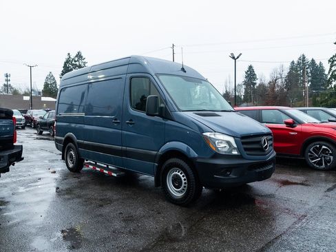 Used 2018 Mercedes-Benz Sprinter 144 Cargo image 24