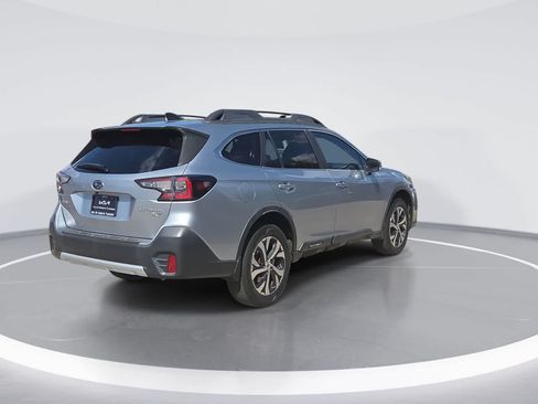 Used 2021 Subaru Outback Limited XT w/ Popular Package #2 AWD/4WD image 8
