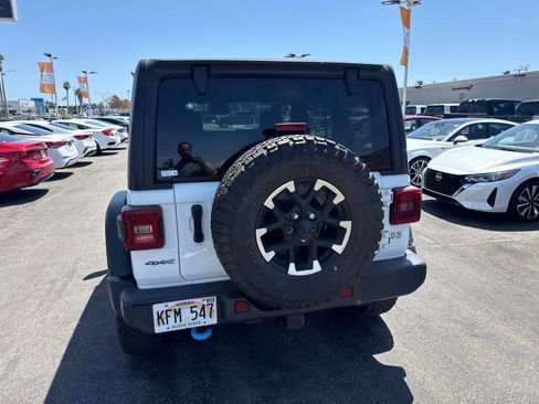 Used 2024 Jeep Wrangler Unlimited Rubicon 4xe AWD/4WD image 15