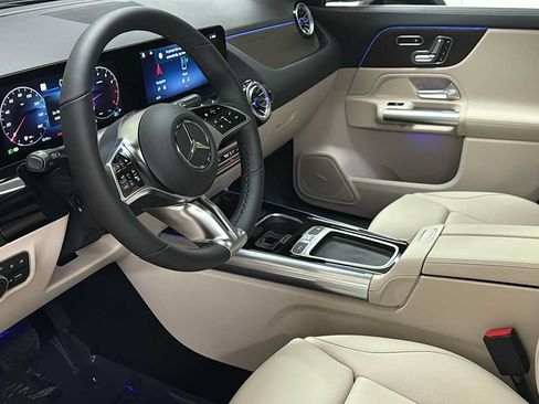 New 2026 Mercedes-Benz GLA 250 4MATIC image 28