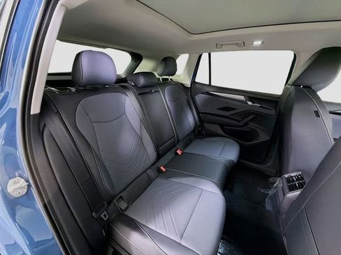 New 2026 Volkswagen Tiguan SE image 26