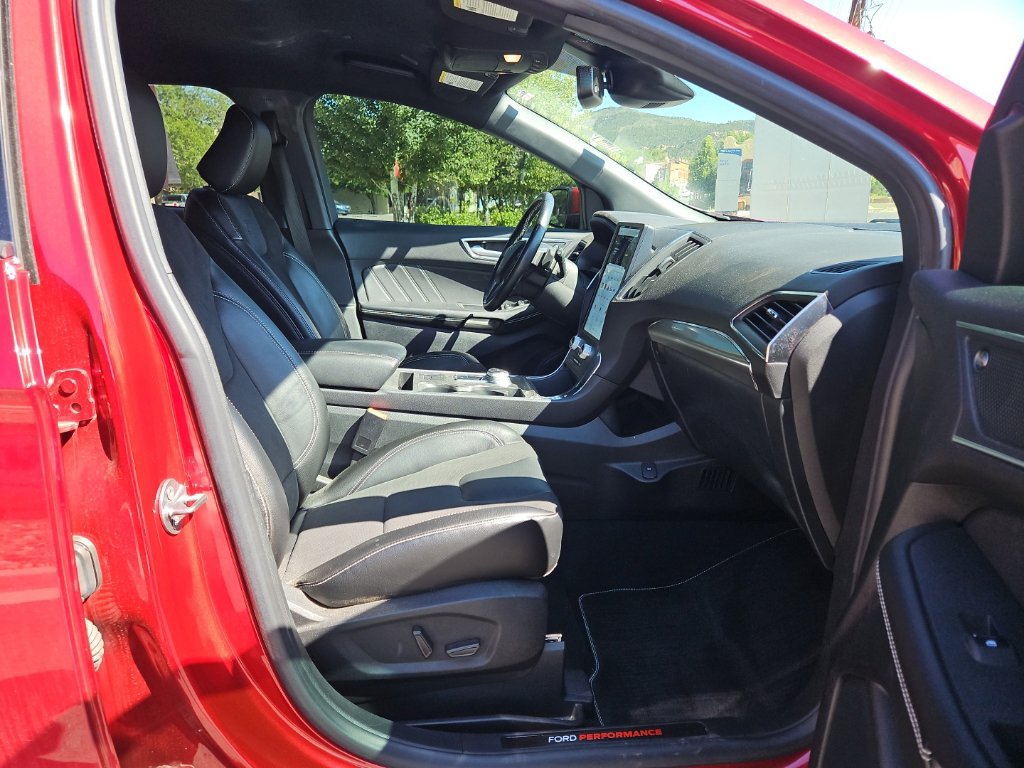 Used 2023 Ford Edge ST AWD/4WD image 11