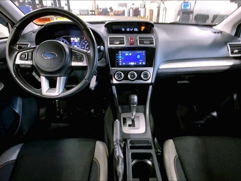 Used 2017 Subaru Crosstrek 2.0i Premium image 15
