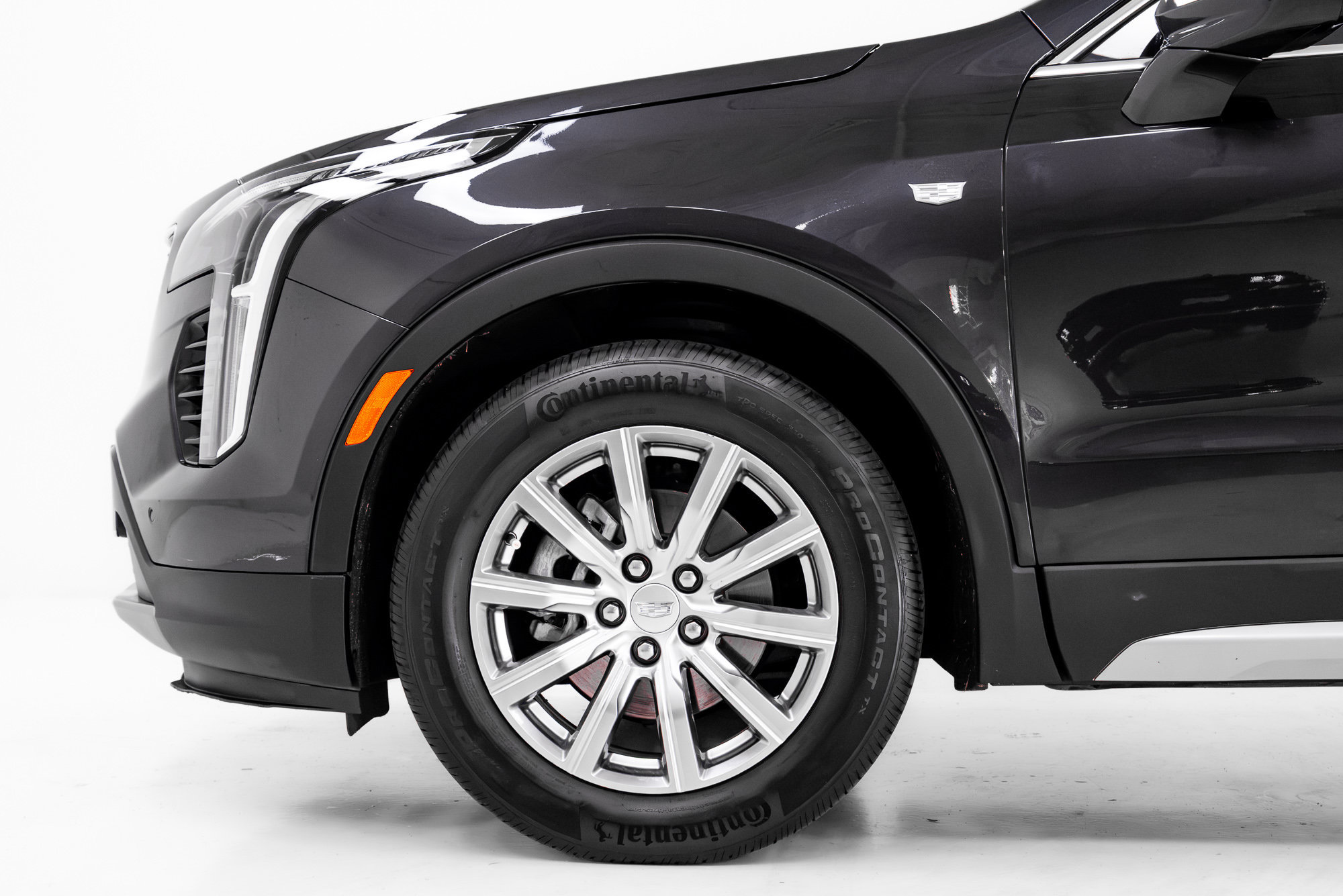 Used 2023 Cadillac XT4 Premium Luxury FWD image 29