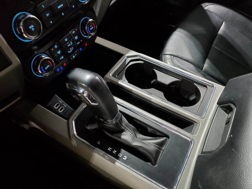 Used 2019 Ford F150 Lariat RWD image 34