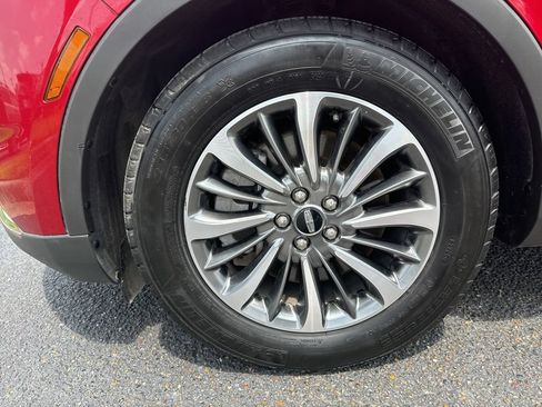 Used 2021 Lincoln Nautilus FWD w/ Equipment Group 101A image 11
