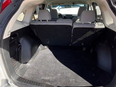 Used 2016 Honda CR-V SE image 12
