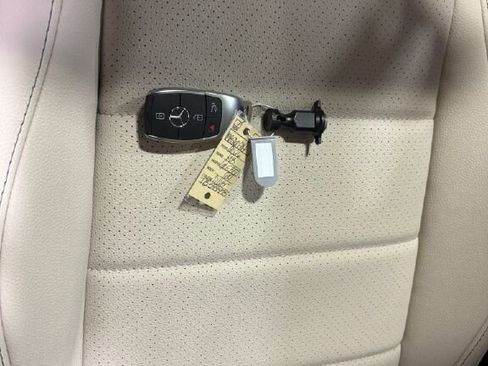 New 2026 Mercedes-Benz GLE 350 GLE 350 image 4