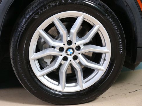 Used 2019 BMW X5 xDrive40i w/ Convenience Package AWD/4WD image 13