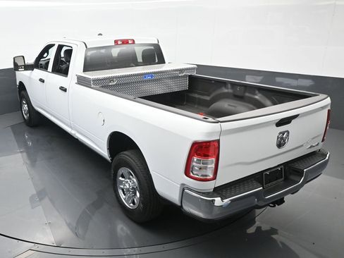 Used 2024 RAM 3500 Tradesman w/ Chrome Appearance Group image 44