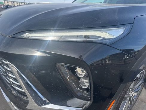 Used 2025 Buick Envision Preferred image 21